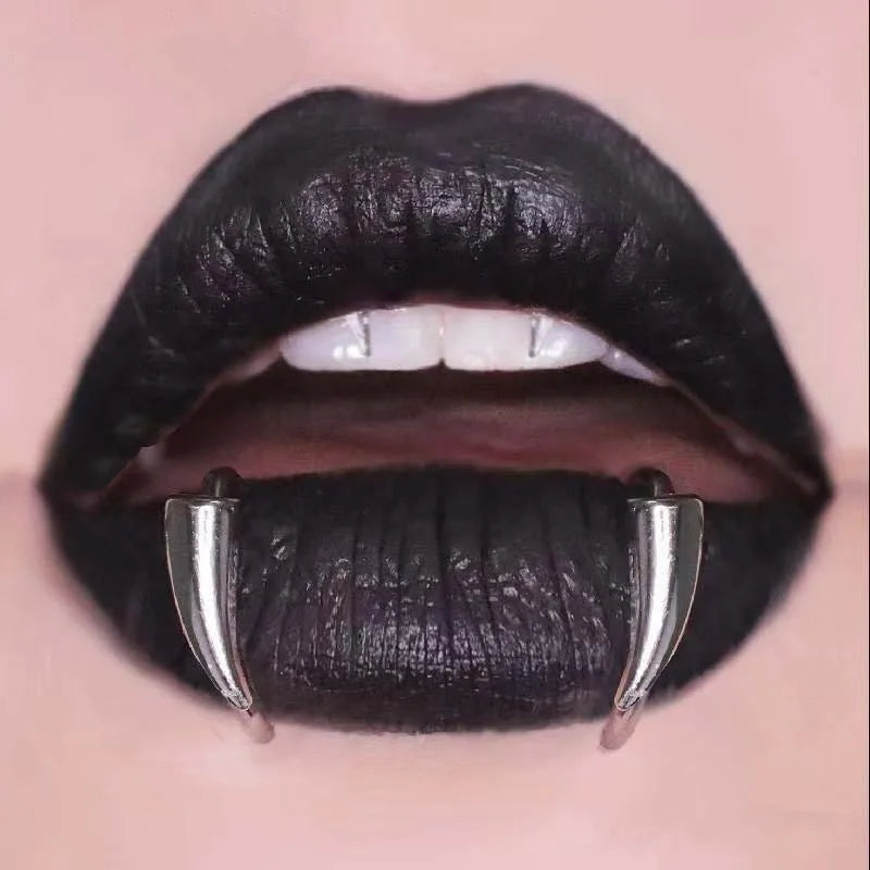 Gothic Sharp Teeth Lip Clip — Stainless Steel Non-Piercing Fake Lip Ring for Halloween